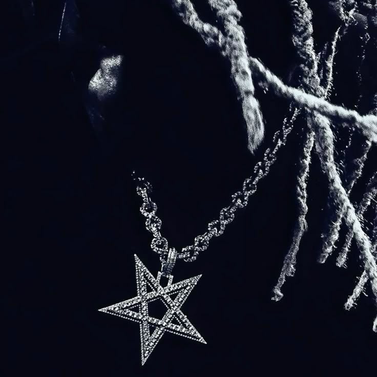 *Destroy Lonely type beat*